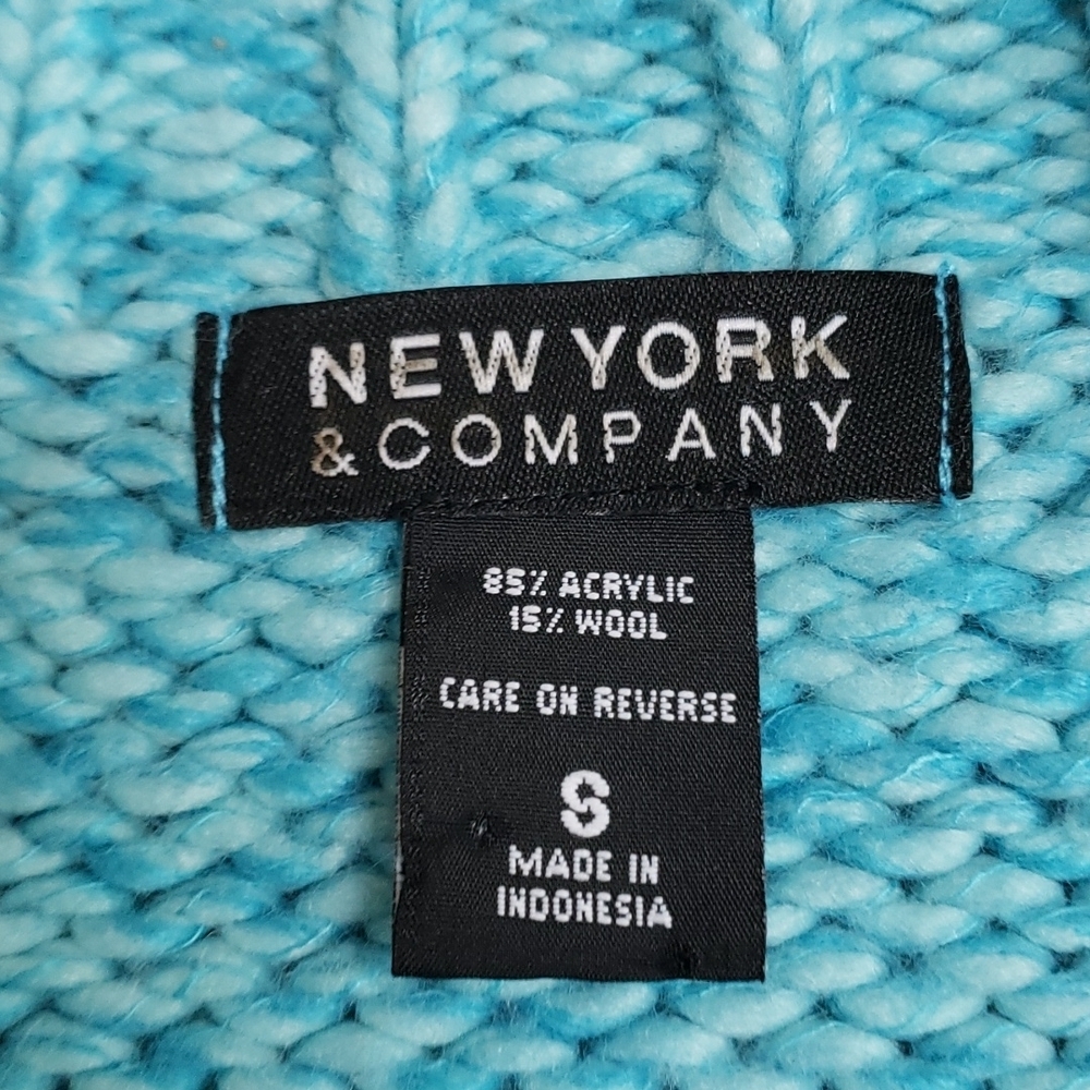New York & Company Thick Knit Cropped Teal Pullover Sweater, Size S - Picture 11 of 12